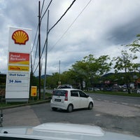 Photo taken at Shell by Augustine J. on 2/25/2017