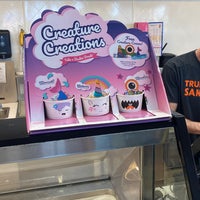 Baskin Robbins Ice Cream Shop In Roseville