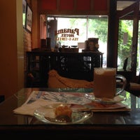 Photo taken at Panama Hotel Tea &amp;amp; Coffee by Jesus l. on 7/19/2016