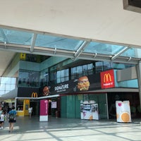 Photo taken at McDonald&amp;#39;s &amp;amp; McCafé by お馬さん on 8/13/2019
