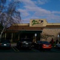 Photo taken at Olive Garden by Gary G. on 12/19/2011