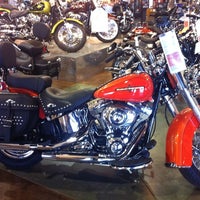 Das Foto wurde bei High Country Harley-Davidson von Larry F. am 8/23/2011 aufgenommen