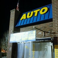 Photo taken at Ducky&amp;#39;s Car Wash by Anahi on 1/8/2012