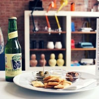 5/16/2012 tarihinde Blanche N.ziyaretçi tarafından Cafetik Refugiet'de çekilen fotoğraf