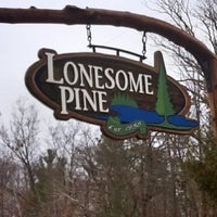 Photo taken at Lonesome Pine Restaurant and Bar by Amy G. on 11/14/2011