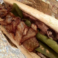 Foto diambil di Wholly Joe&amp;#39;s Chicago Eatery oleh Kei M. pada 1/5/2012
