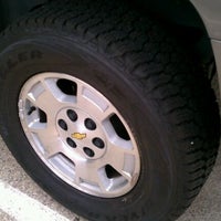 Photo taken at Discount Tire by Rosie S. on 10/27/2011