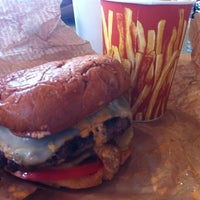 Photo taken at be right burger™ by NOM NOM Boris on 7/29/2011