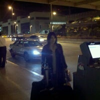 Photo taken at American Airlines Curbside Check-in by Victor R. on 9/18/2011