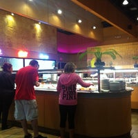 รูปภาพถ่ายที่ 23 Buffet โดย Mike K. เมื่อ 8/14/2011