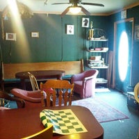5/15/2012 tarihinde Ikai L.ziyaretçi tarafından Cyber Cafe West'de çekilen fotoğraf