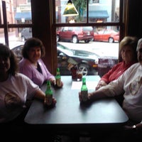 10/3/2011 tarihinde Lori W.ziyaretçi tarafından Water Street Tavern'de çekilen fotoğraf