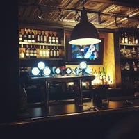 Photo taken at Goose &amp;amp; Firkin by Ms. e. on 8/31/2012
