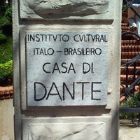 Photo taken at ICIB - Instituto Cultural Ítalo Brasileiro (Casa di Dante) by Wagner T. on 12/19/2011