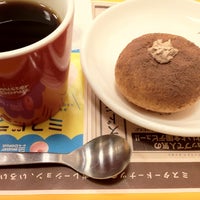 Photo taken at Mister Donut by Takanori T. on 1/2/2012