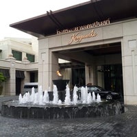 Siam Kempinski Hotel Bangkok Hotel In ปท มว น