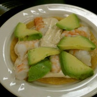รูปภาพถ่ายที่ Hidalgo Mexician Restaurant โดย Ron G. เมื่อ 12/12/2011