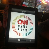 Photo prise au CNN Grill @ SXSW (Max&amp;#39;s Wine Dive) par Danny B. le3/13/2012