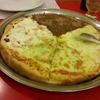 Foto diambil di Pizzas &amp;amp; Cia oleh Martin Luis E. pada 8/26/2011