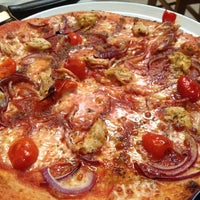 Photo taken at Pizza Express by Dao T. on 6/12/2012