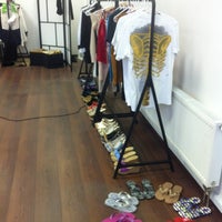 Photo taken at beintrend.com showroom by Julie P. on 4/6/2012