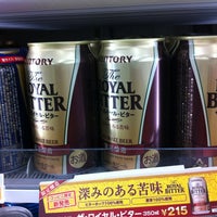 Photo taken at 7-Eleven by Hiroto T. on 2/26/2012