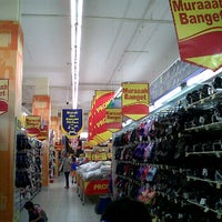 Photo taken at hypermart by Dindin B. on 11/26/2011