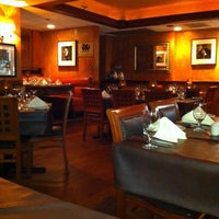 Foto tomada en The Saloon Steakhouse  por Robert M. el 7/31/2011