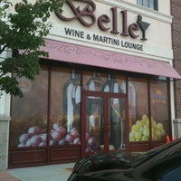 Foto diambil di Belle Wine &amp;amp; Martini Lounge oleh Carrie S. pada 8/5/2011