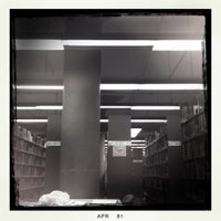 4/28/2011にNolan P.がGumberg Library at Duquesne Universityで撮った写真