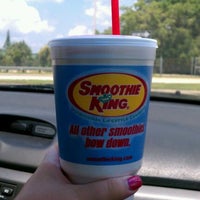 Photo taken at Smoothie King by Jessica K. on 8/27/2011