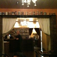 1/12/2012 tarihinde Viktoria M.ziyaretçi tarafından La Casa Italian Grill'de çekilen fotoğraf