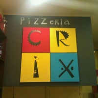 รูปภาพถ่ายที่ Pizzeria Crix โดย Riccardo P. เมื่อ 12/30/2011