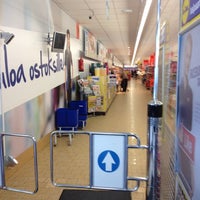 Photo taken at Lidl by Veera K. on 2/17/2012