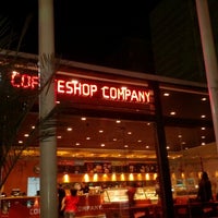รูปภาพถ่ายที่ Coffeeshop Company โดย Mohammed D. เมื่อ 6/13/2012