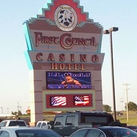 Das Foto wurde bei First Council Casino &amp;amp; Hotel von Sandi am 5/9/2012 aufgenommen