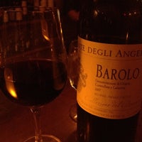 Foto tomada en Wine:30  por Stacy H. el 2/19/2012