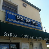 รูปภาพถ่ายที่ Nick The Greek โดย Christian M. เมื่อ 3/15/2012