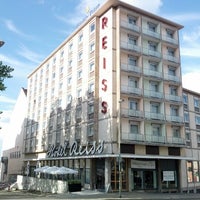 Photo taken at Golden Tulip Kassel Hotel Reiss by Tobias on 8/2/2012