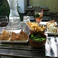 5/28/2012 tarihinde Nikita W.ziyaretçi tarafından Kif Restaurant'de çekilen fotoğraf