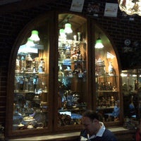 3/11/2012 tarihinde Ed L.ziyaretçi tarafından Mirabell Restaurant'de çekilen fotoğraf