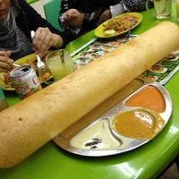 Photo taken at Al-Fazl Restaurant by Hanes Mrd ハ. on 4/3/2012