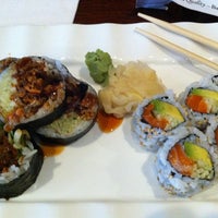 Photo prise au Sushi Yawa par Jorge V. le5/26/2012