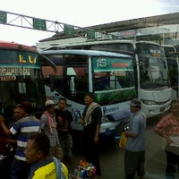 Das Foto wurde bei Terminal Bekasi von Kusaeri V. am 2/22/2012 aufgenommen