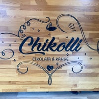 รูปภาพถ่ายที่ Chikolli Çikolata Ve Kahve โดย Cemil Ş. เมื่อ 9/1/2021