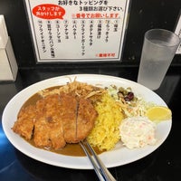 Photo taken at Curry wa Nomimono by Hiroki K. on 5/15/2023