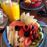 Foto diambil di Negra Café oleh Lene T. pada 10/10/2018