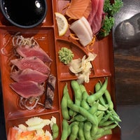 Foto tirada no(a) Zabb Thai &amp;amp; Sushi por Rebecca S. em 7/1/2021