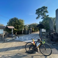 Photo taken at Tokugan-ji Temple by まもる ぱ. on 9/23/2021