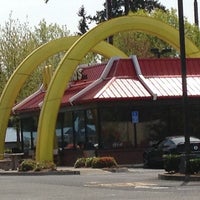 Photo taken at McDonald&amp;#39;s by Daniel L. on 9/25/2014